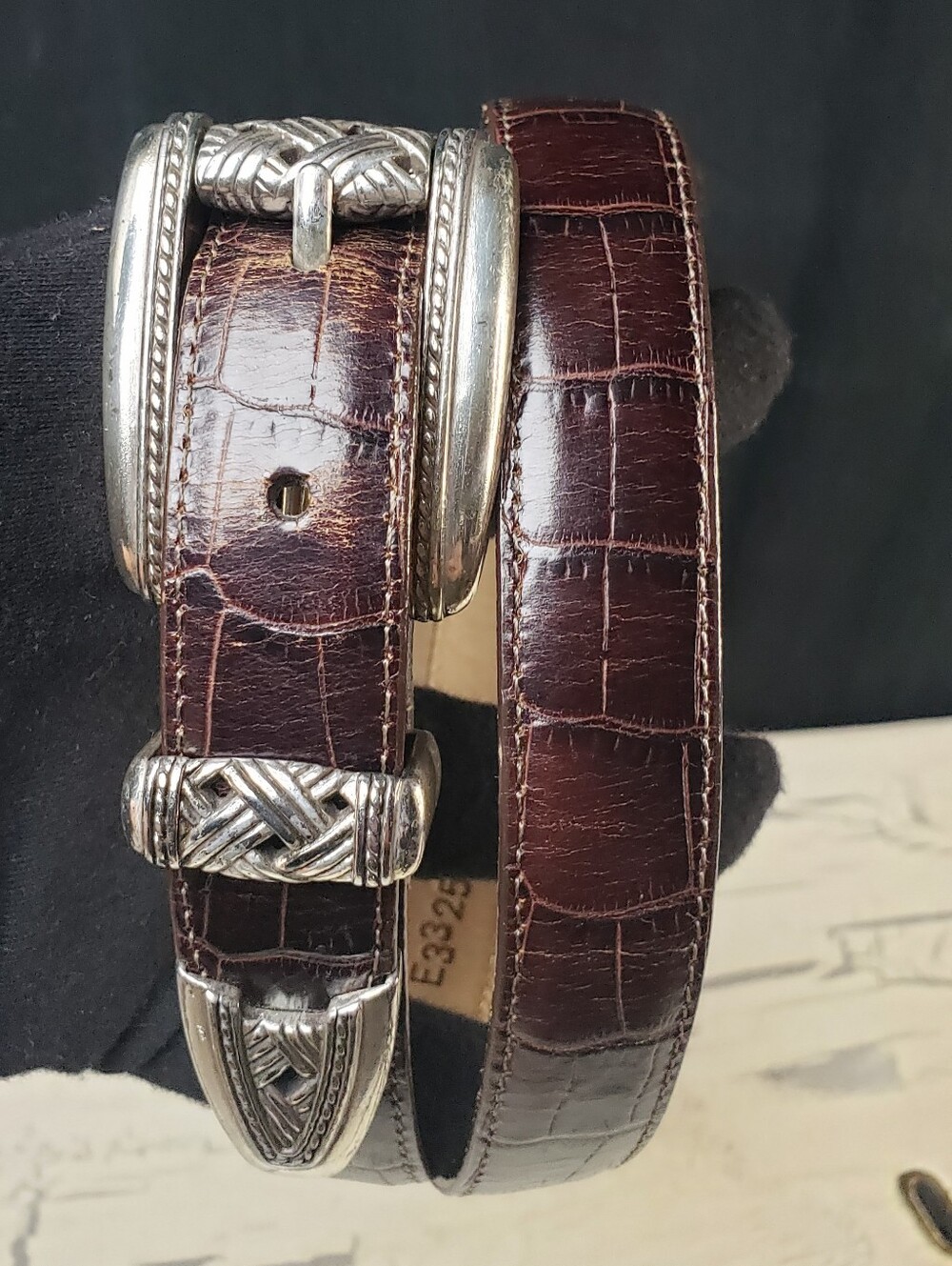 Brighton Croc-Embossed Vintage Leather Belt in Dark Brown - Women's size Medium